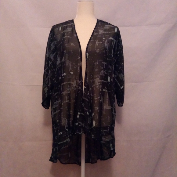 Lularoe "Lindsay" Kimono Small - Picture 2 of 8